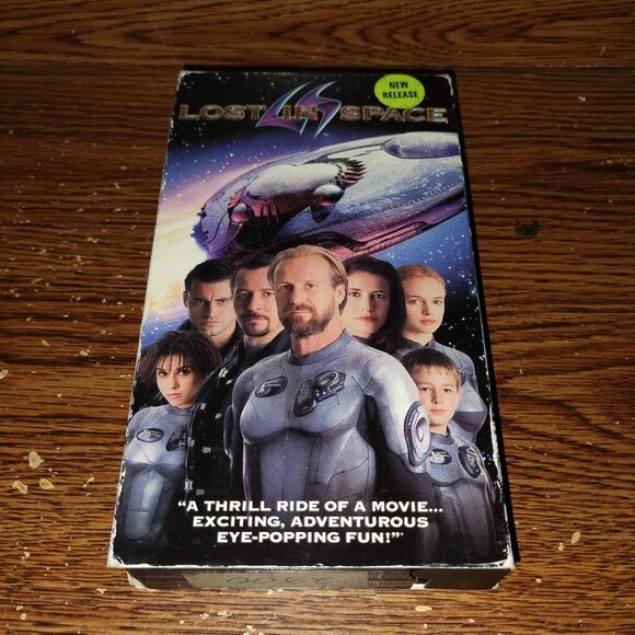 Lost in Space (VHS, 1998, New Line Cinema) - Picture 1 of 5